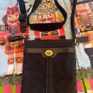 Coach Stylish Black Crossbody purse
